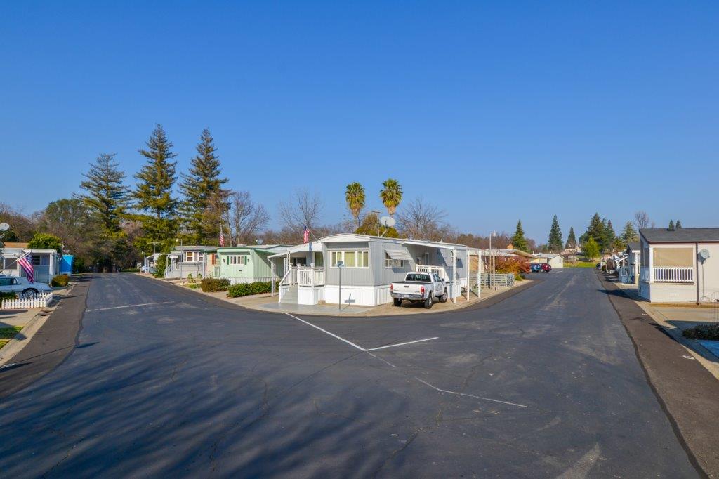 Senior mobile home park in Sacramento, CA. Country Squire Estates.